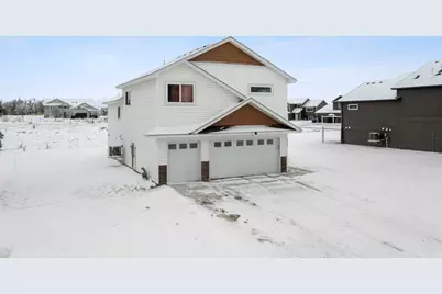 4634 9th Street NE, Saint Cloud, MN 56304 - Photo 3