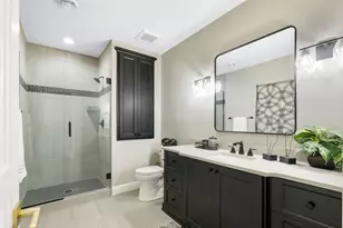 3981 White Oak Ln, Chanhassen, MN 55331 - Photo 25