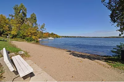 3961 White Oak Lane, Chanhassen, MN 55331 - Photo 15