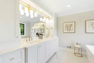 3941 White Oak Ln, Chanhassen, MN 55331 - Photo 19