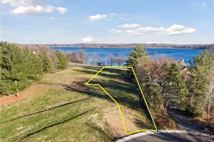 3921 White Oak Ln, Chanhassen, MN 55331 - Photo 3