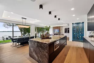 3930 Stratford Ln, Chanhassen, MN 55331 - Photo 7