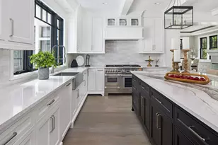 3930 Stratford Ln, Chanhassen, MN 55331 - Photo 5