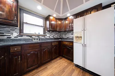 2226 Bryant Avenue N, Minneapolis, MN 55411 - Photo 11