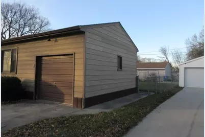 2213 5th Avenue S, Fargo,  58103 - Photo 3