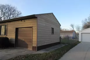 2213 5th Ave S, Fargo,  58103 - Photo 3