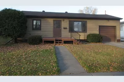 2213 5th Avenue S, Fargo,  58103 - Photo 1