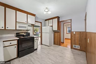 1846 7th St, White Bear Lake, MN 55110 - Photo 15