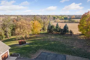 7115 County Rd 10, Chaska, MN 55318 - Photo 5