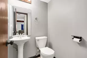 2925 69th Ln N, Brooklyn Center, MN 55430 - Photo 11