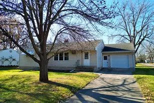 530 3rd St E, Hector, MN 55342 - Photo 21