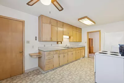 530 3rd Street E, Hector, MN 55342 - Photo 3