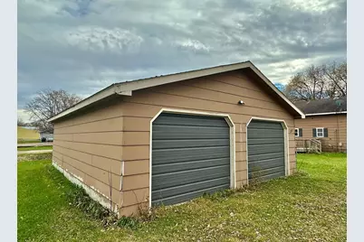 222 W Woodrow Street, Grygla, MN 56727 - Photo 3