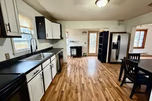 222 W Woodrow St, Grygla, MN 56727 - Photo 5