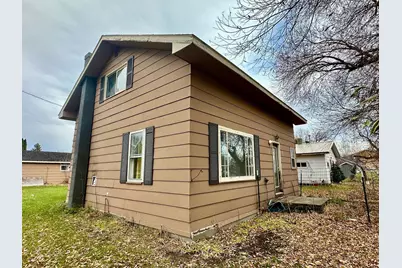 222 W Woodrow Street, Grygla, MN 56727 - Photo 1