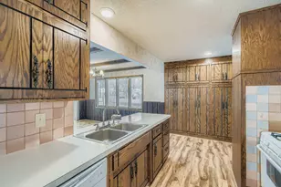 5300 Newton Ave N, Brooklyn Center, MN 55430 - Photo 15