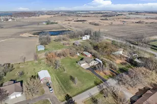 14435 Woodville Dr, Waseca, MN 56093 - Photo 13