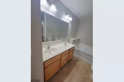 3553 Sterling Heights Drive #B, River Falls, WI 54022 - Photo 17