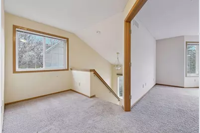 725 Fairfield Circle, Hopkins, MN 55305 - Photo 9