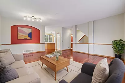 725 Fairfield Circle, Hopkins, MN 55305 - Photo 3