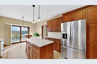 2280 Coral Court NE, Rochester, MN 55906 - Photo 7