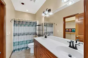 2280 Coral Ct NE, Rochester, MN 55906 - Photo 13