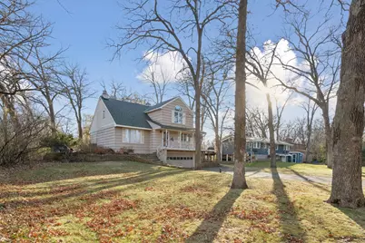 12761 Burwell Drive, Minnetonka, MN 55305 - Photo 9