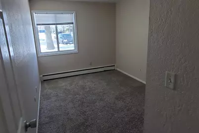 808 E Evergreen Avenue #308, Olivia, MN 56277 - Photo 7