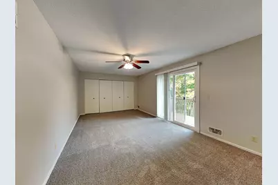 8525 Ivywood Avenue S, Cottage Grove, MN 55016 - Photo 9