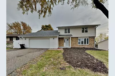 8525 Ivywood Avenue S, Cottage Grove, MN 55016 - Photo 1