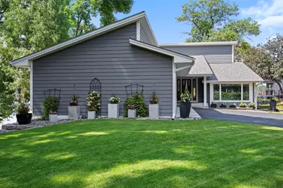 4324 Lake Point Court, Shoreview, MN 55126 - Photo 9