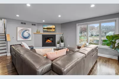 4324 Lake Point Court, Shoreview, MN 55126 - Photo 5