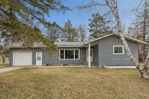 924 King Ave SW, Wadena, MN 56482 - Photo 1