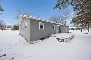 924 King Ave SW, Wadena, MN 56482 - Photo 21