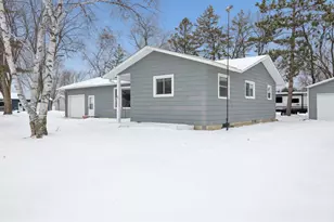 924 King Ave SW, Wadena, MN 56482 - Photo 17