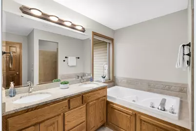 1805 Creek Lane, Northfield, MN 55057 - Photo 35