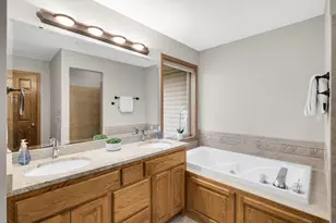 1805 Creek Ln, Northfield, MN 55057 - Photo 35