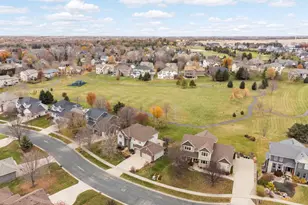 1805 Creek Ln, Northfield, MN 55057 - Photo 5