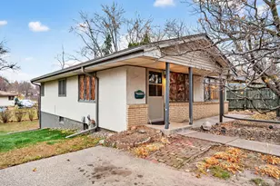 1549 Old Hudson Rd, Saint Paul, MN 55106 - Photo 1