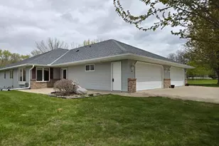 103 Sellards Ave, Dassel, MN 55325 - Photo 11