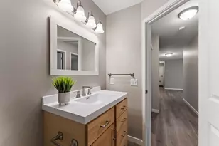 6333 Alderwood Cir, Woodbury, MN 55125 - Photo 11