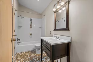 18502 Apple Tree Ct, Minnetonka, MN 55345 - Photo 23