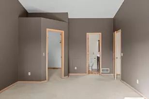 18502 Apple Tree Ct, Minnetonka, MN 55345 - Photo 17