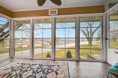 7021 34th Avenue N, Crystal, MN 55427 - Photo 7