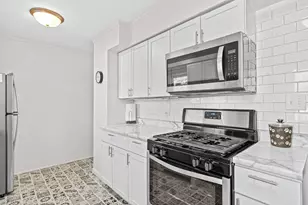 203 Moreland Ave E, West Saint Paul, MN 55118 - Photo 11