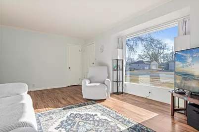 203 Moreland Avenue E, West Saint Paul, MN 55118 - Photo 3