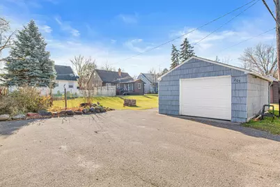 203 Moreland Avenue E, West Saint Paul, MN 55118 - Photo 47