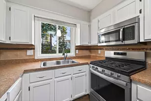 8709 64th Ave N, Brooklyn Park, MN 55428 - Photo 5