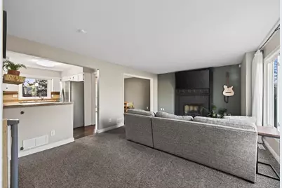 8709 64th Avenue N, Brooklyn Park, MN 55428 - Photo 7