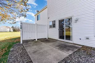 15684 Finewood Ct, Apple Valley, MN 55124 - Photo 9